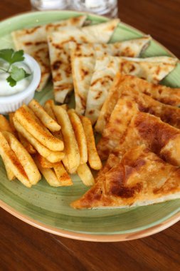 Türk aperatifi ve Kahvaltı.