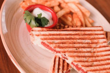 Geleneksel Türk tostu, lezzetli kahvaltı