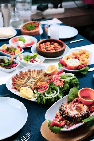 Traditionelles Türkisches Und Griechisches Dinner Meze Tisch — Stockfoto