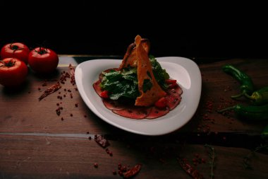 Biraz sebzeli somon pişirdim.