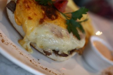 Masada nefis et yemeği. 