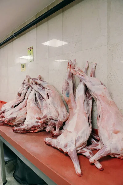 Duży Wieprzowina Surowe Mięso Kuchnia — Zdjęcie stockowe