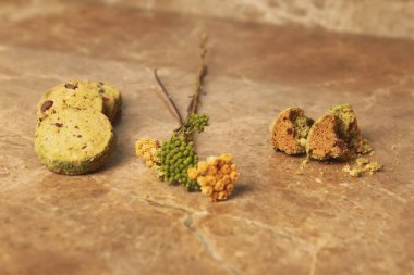 Koyu çikolata parçaları ile tanımlama