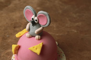 Masada lezzetli bir pasta var.