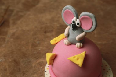 Masada lezzetli bir pasta var.