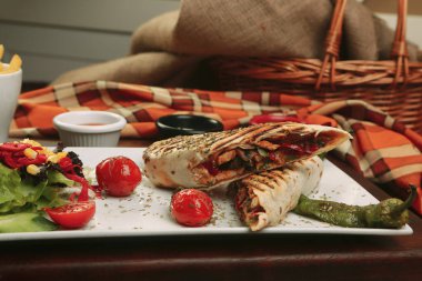 Lezzetli ve ızgara sandviç.