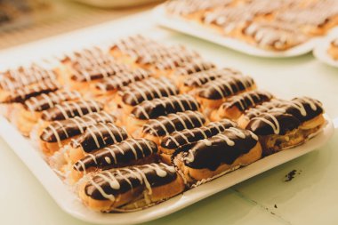 Masada lezzetli bir pasta var.
