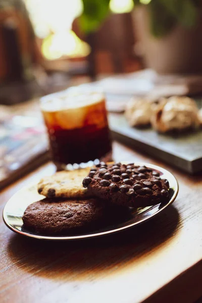 Copa Café Filtro Con Deliciosas Galletas — Foto de Stock