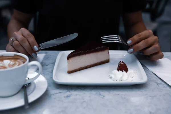 Slice Delicious Cake Cup Coffee — Stock Photo, Image