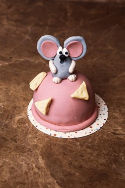 Masada lezzetli bir pasta var.