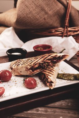 Lezzetli ve ızgara sandviç.