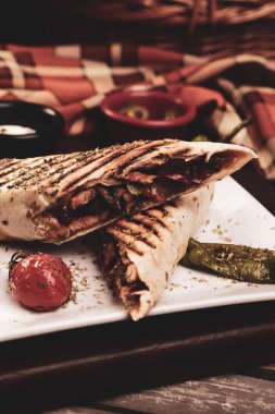 Lezzetli ve ızgara sandviç.