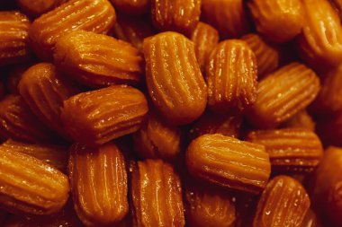 Geleneksel hindistancevizli tatlı baklavası. Ev yapımı fındıklı ve ballı baklava..