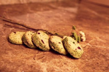 Koyu çikolata parçaları ile tanımlama