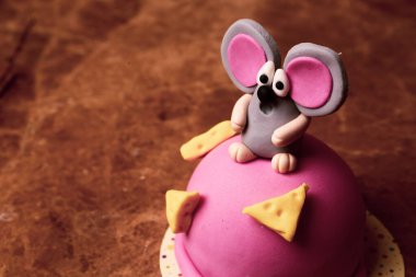 Masada lezzetli bir pasta var.