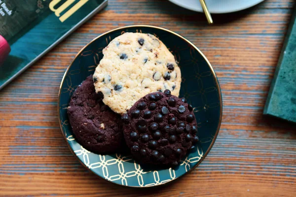 Galletas Con Chispas Chocolate Negro —  Fotos de Stock