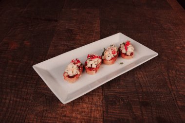 Biraz sebzeli somon pişirdim.