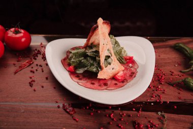 Biraz sebzeli somon pişirdim.