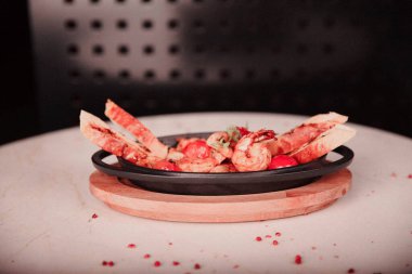 Masada nefis et yemeği. 