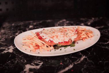 Masada nefis et yemeği. 