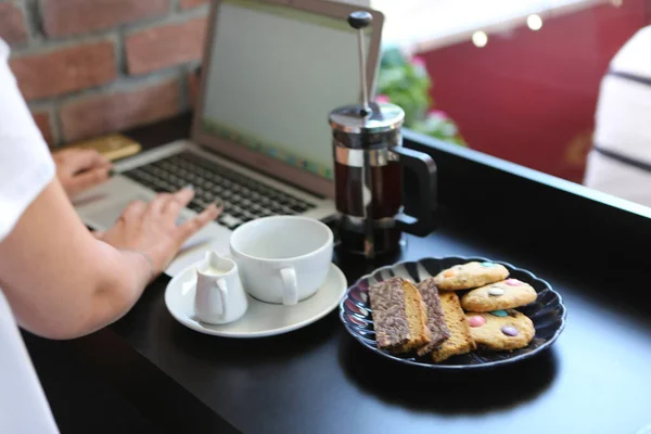 Glass Filter Coffee Delicious Cookies — Stock Photo, Image