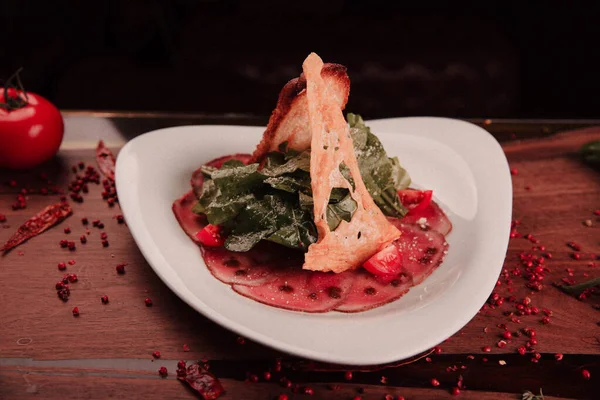 Biraz sebzeli somon pişirdim.