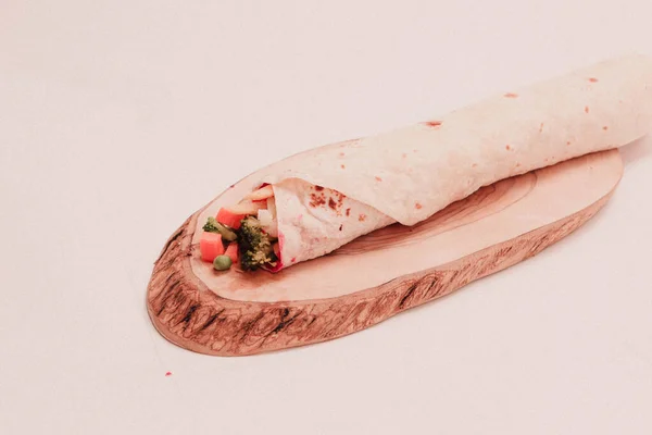 美味的肉汤 土耳其式烤肉 三明治包 — 图库照片