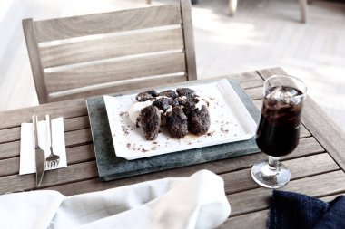 Masada nefis et yemeği. 