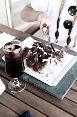 Masada nefis et yemeği. 