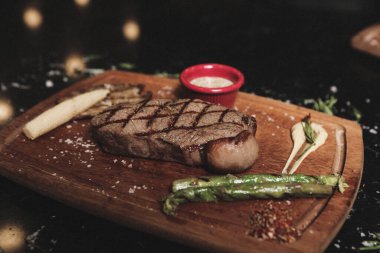 Masada nefis et yemeği. 