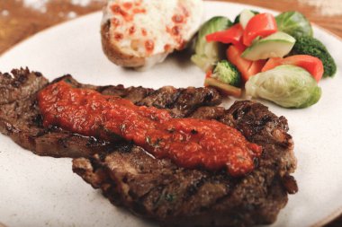 Masada nefis et yemeği. 