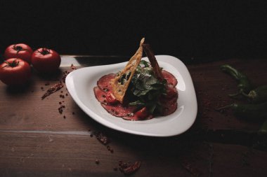 Biraz sebzeli somon pişirdim.