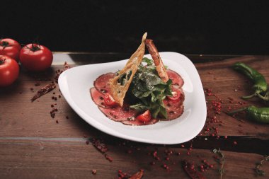 Biraz sebzeli somon pişirdim.