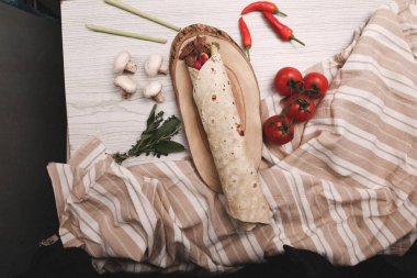 Lezzetli et eti, Türk kebap, sandviç dürümü.