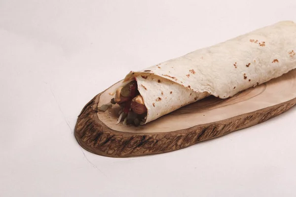 Νόστιμο Κρέας Σκληρό Τούρκικο Κεμπάπ Σάντουιτς Περιτύλιγμα — Φωτογραφία Αρχείου