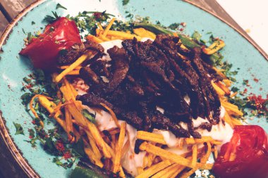 Masada nefis et yemeği. 