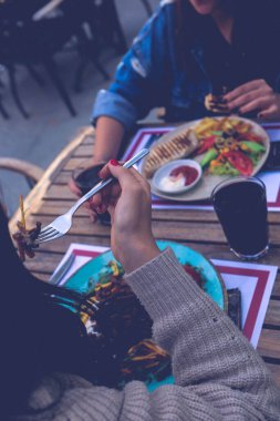 Masada nefis et yemeği. 