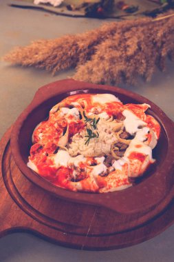 Masada nefis et yemeği. 