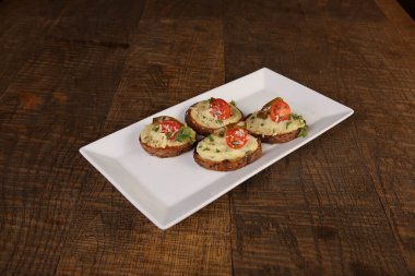 Masada nefis et yemeği. 