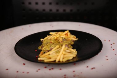 Masada nefis et yemeği. 