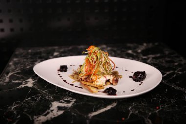 Masada nefis et yemeği. 