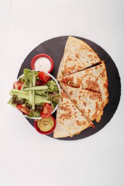 Lezzetli ve ızgara sandviç.