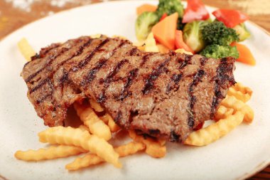 Masada nefis et yemeği. 