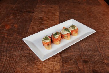 Lezzetli sandviç ve lezzetli ekmek, kahvaltı.