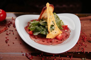 Yerel şeflerin pişirdiği ilginç yemekler.