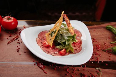 Yerel şeflerin pişirdiği ilginç yemekler.