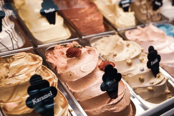 Gustoso Gelato Alla Frutta Frigorifero — Foto Stock