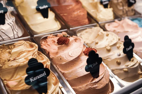 Gustoso Gelato Alla Frutta Frigorifero — Foto Stock