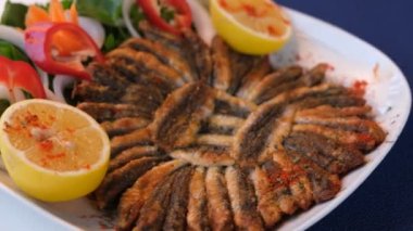Ançüezli Kızarmış Türk Adı Hamsi Tava