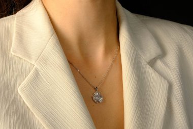 Lüks Altın ve Elmas Mücevher